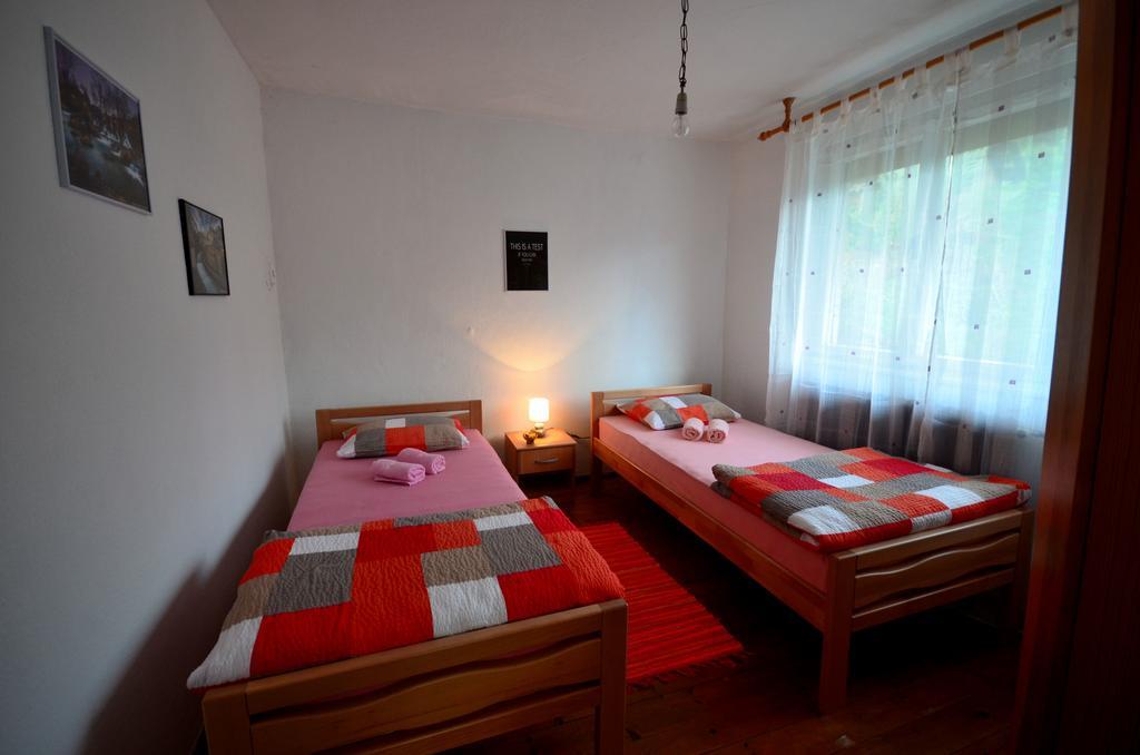 Guest House Konjic Bagian luar foto