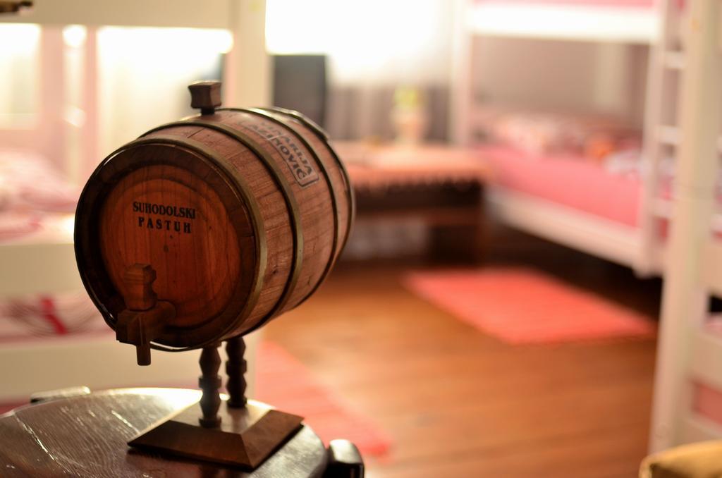 Guest House Konjic Bagian luar foto