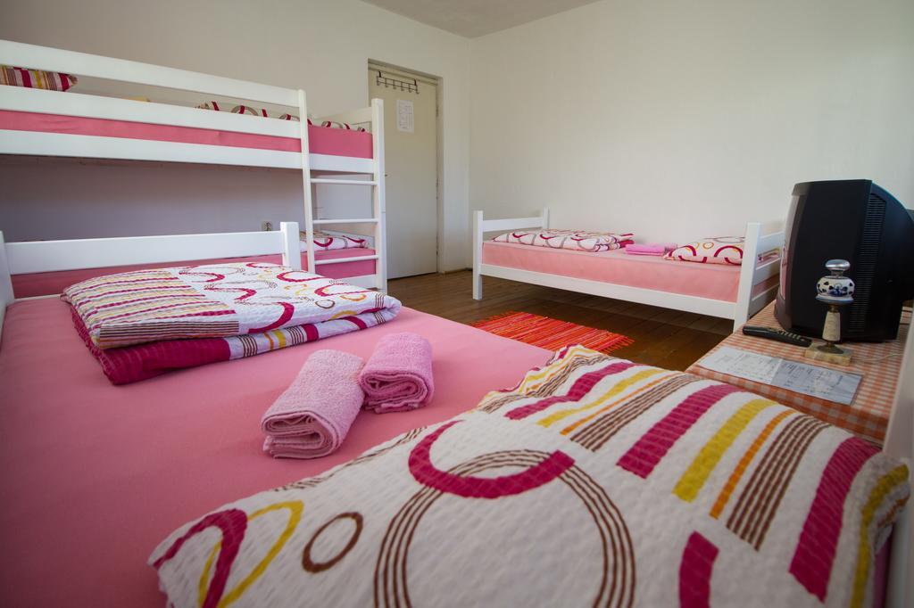 Guest House Konjic Bagian luar foto